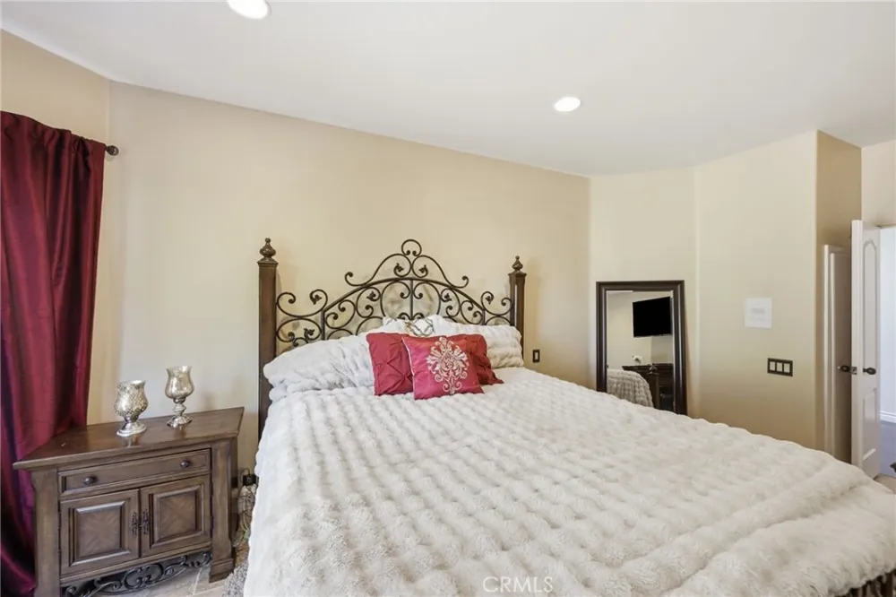 664 Manor Ridge Road Santa Paula, CA 93060