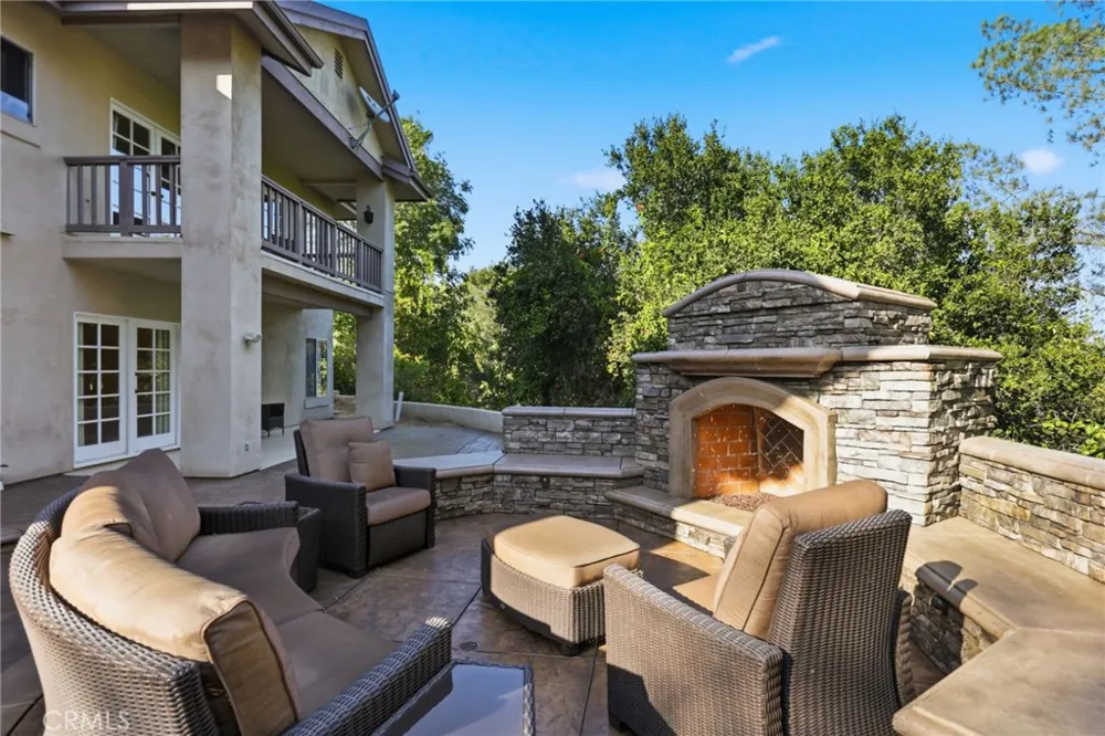 664 Manor Ridge Road Santa Paula, CA 93060
