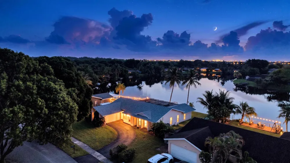 5152 SW 104th Avenue Cooper City, FL 33328