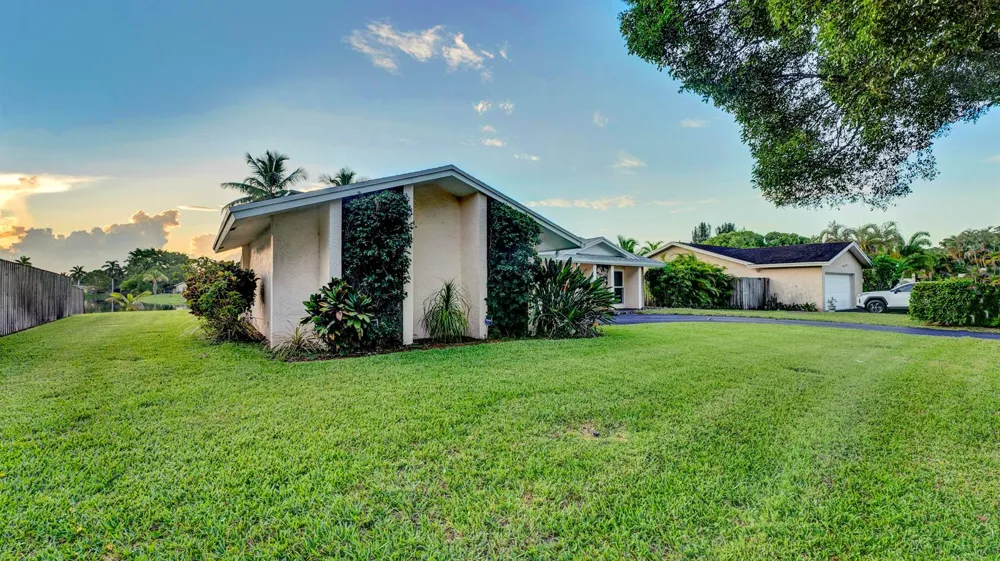 5152 SW 104th Avenue Cooper City, FL 33328