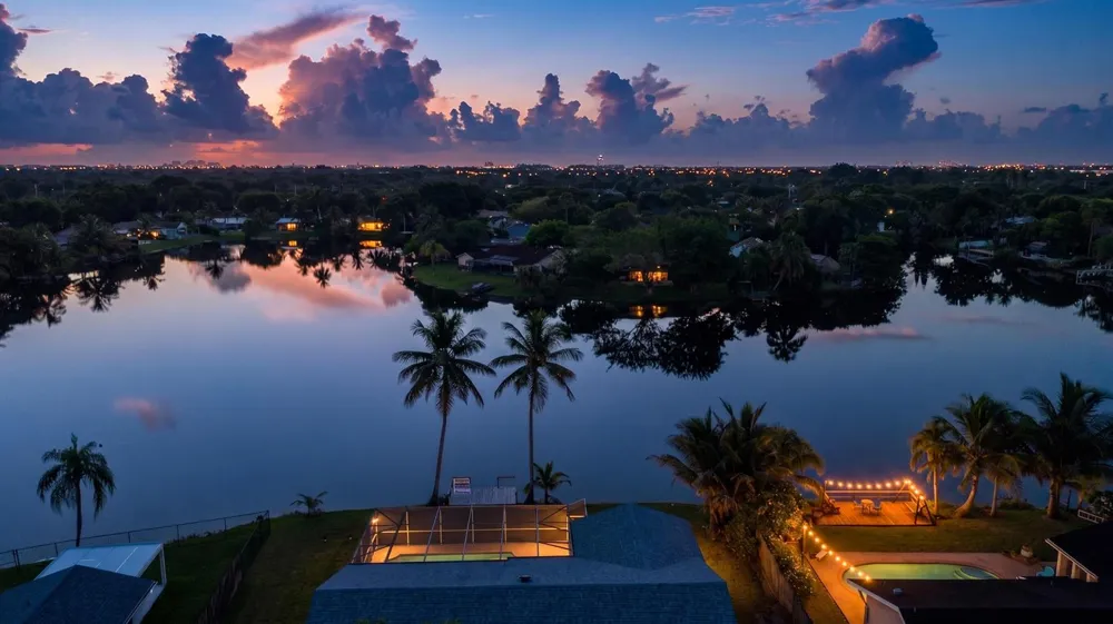 5152 SW 104th Avenue Cooper City, FL 33328