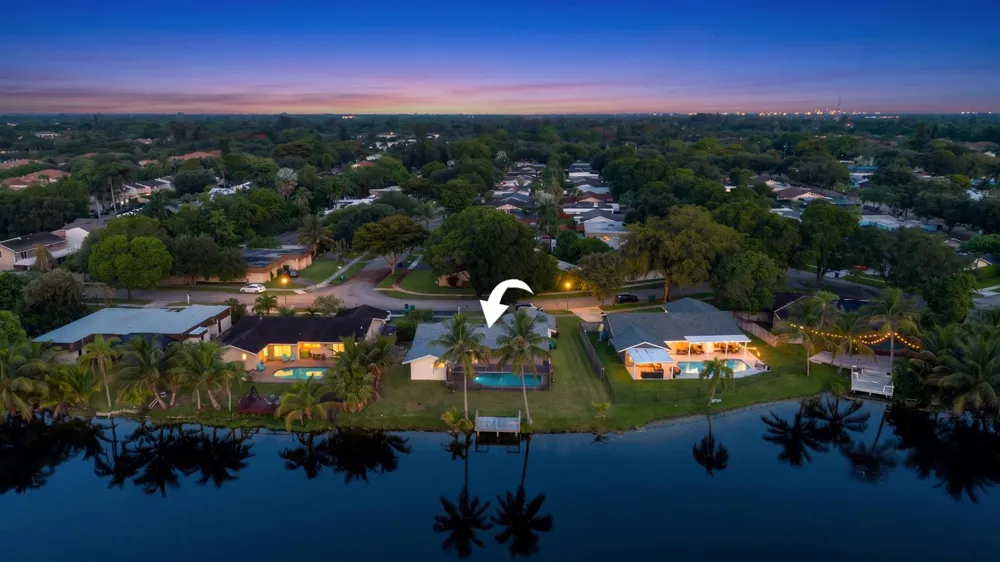 5152 SW 104th Avenue Cooper City, FL 33328