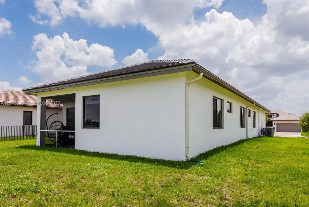 5261 LAMONE LN Ave Maria, FL 33142
