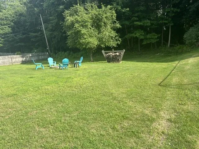 27853 Burmax Park Dowagiac City, MI 49047