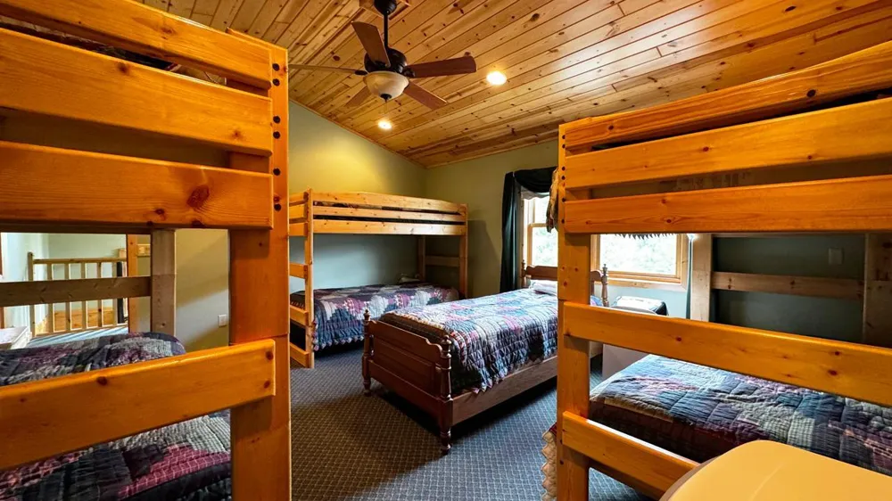 4475 Moccasin Point Road Tower, MN 55790