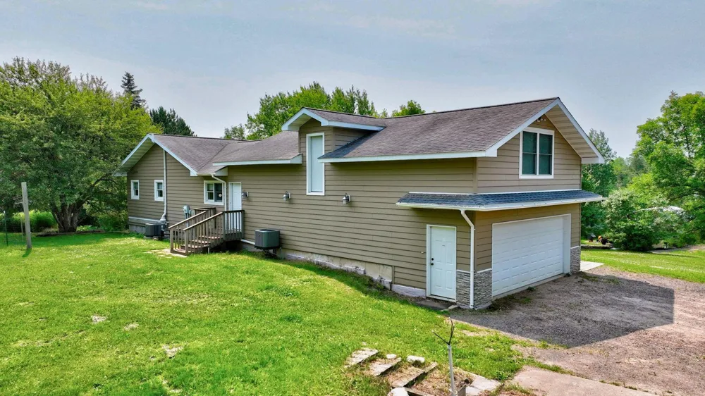 2887 29 9/16 AVENUE Birchwood, WI 54817