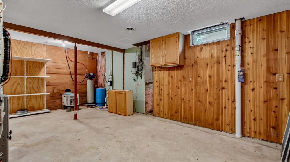 2887 29 9/16 AVENUE Birchwood, WI 54817