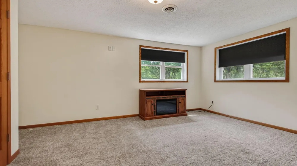 2887 29 9/16 AVENUE Birchwood, WI 54817