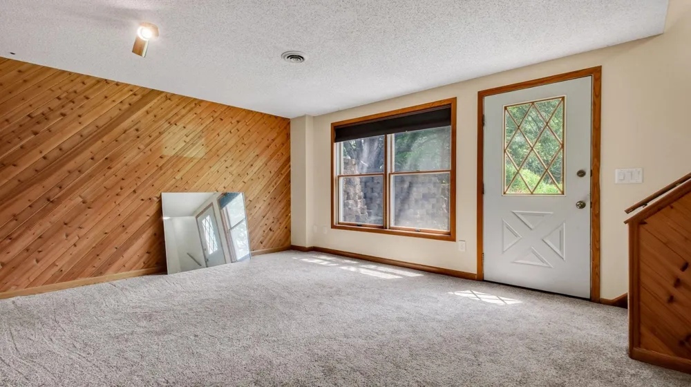 2887 29 9/16 AVENUE Birchwood, WI 54817
