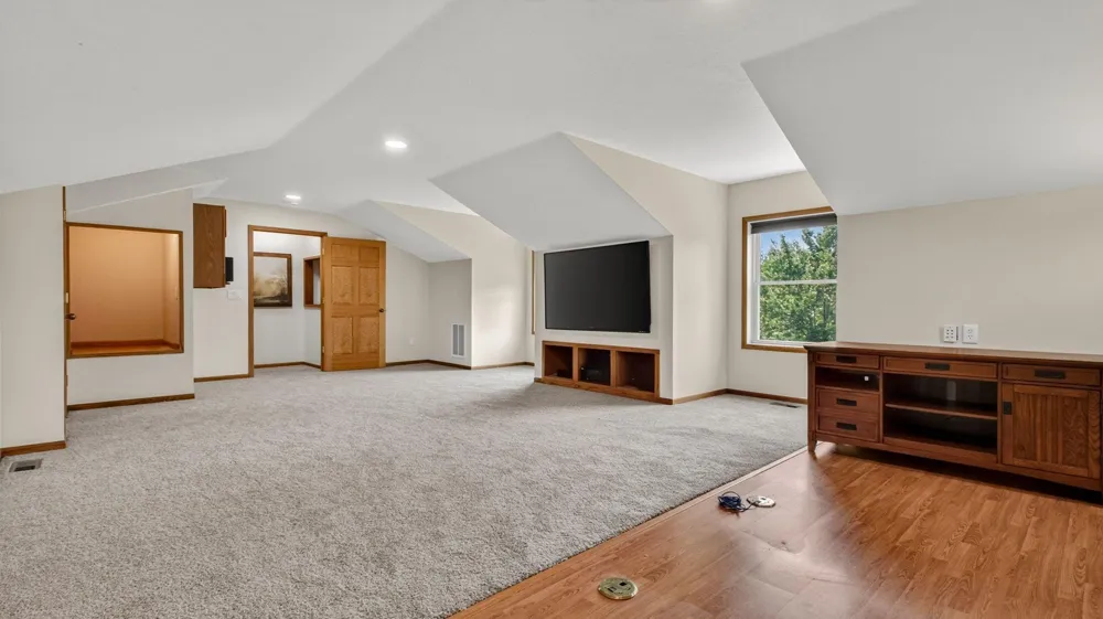 2887 29 9/16 AVENUE Birchwood, WI 54817