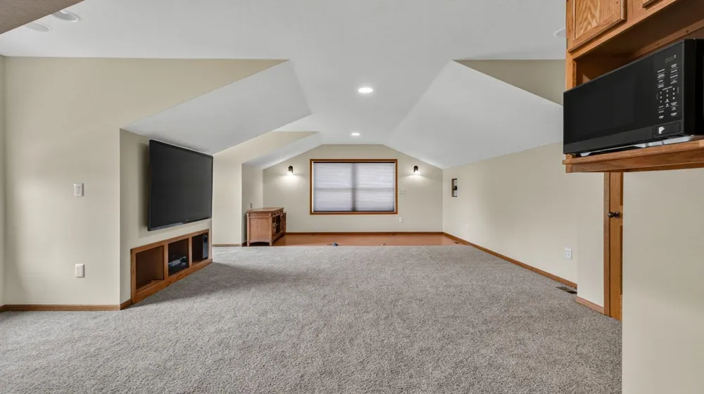 2887 29 9/16 AVENUE Birchwood, WI 54817