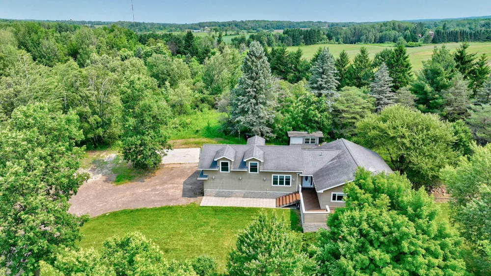 2887 29 9/16 AVENUE Birchwood, WI 54817