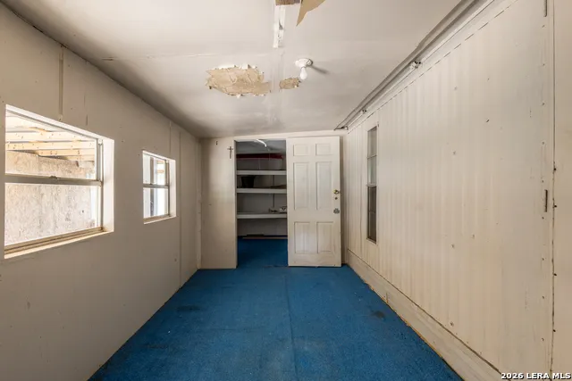 703 S Baylor Cotulla, TX 78014