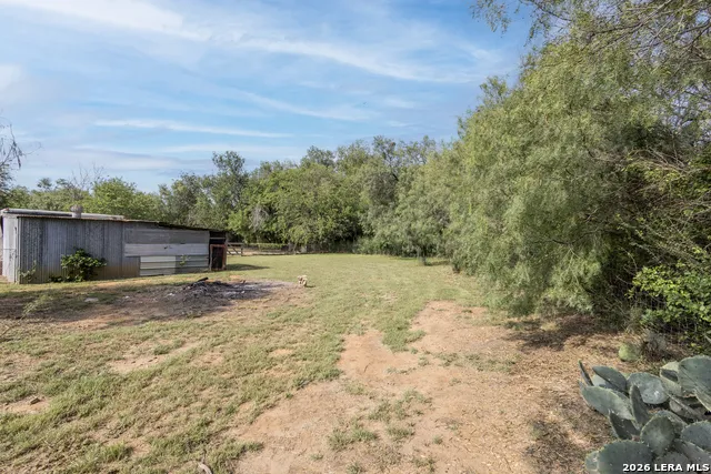 703 S Baylor Cotulla, TX 78014