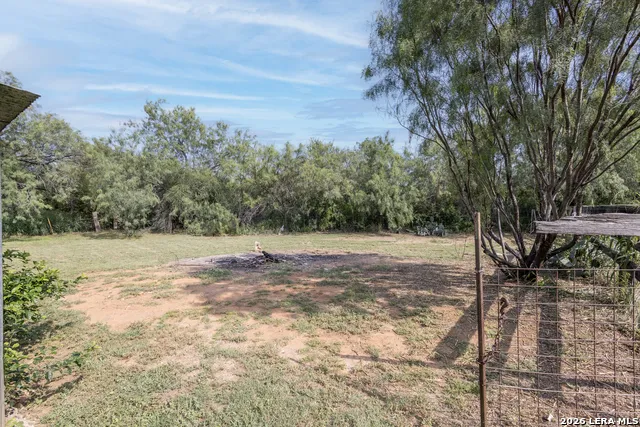 703 S Baylor Cotulla, TX 78014