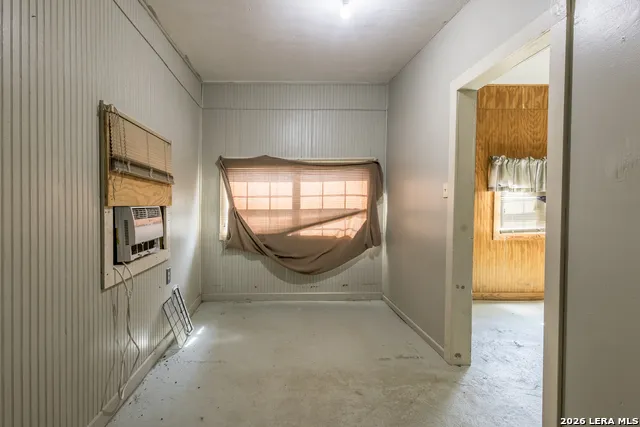 703 S Baylor Cotulla, TX 78014