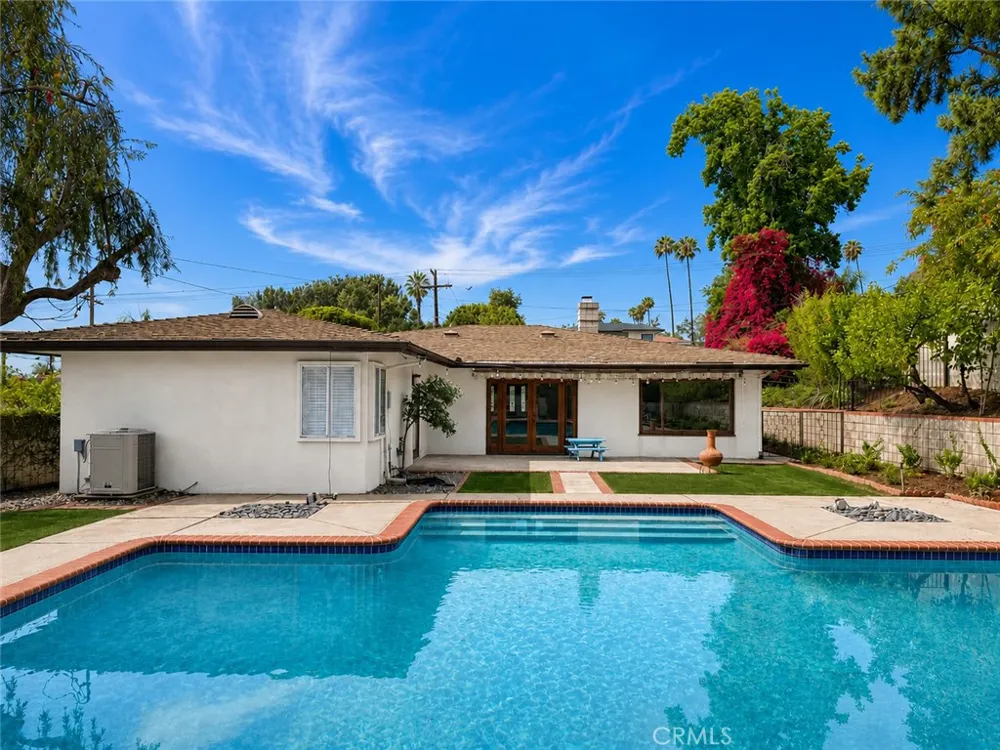 602 N Michillinda Avenue Sierra Madre, CA 91024