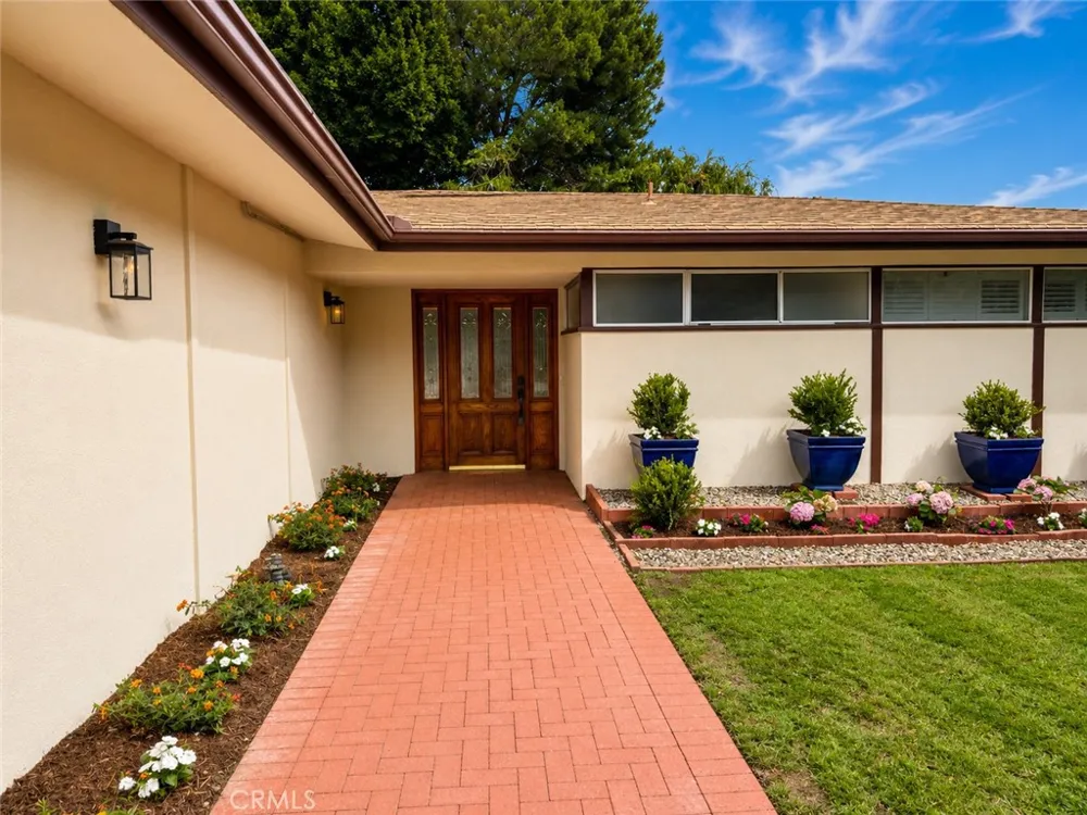 602 N Michillinda Avenue Sierra Madre, CA 91024