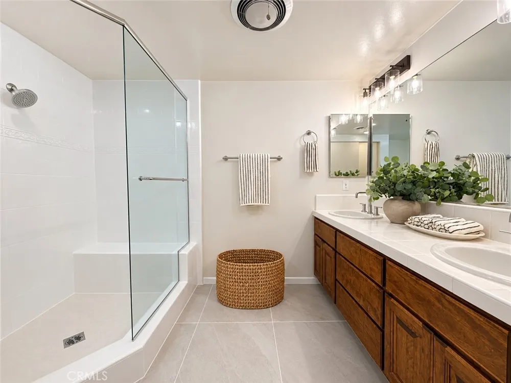 602 N Michillinda Avenue Sierra Madre, CA 91024
