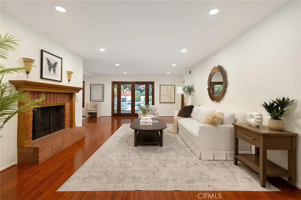 602 N Michillinda Avenue Sierra Madre, CA 91024