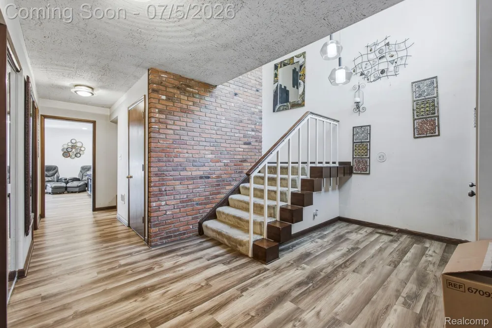 46 W Breitmeyer Place Mt Clemens City, MI 48043