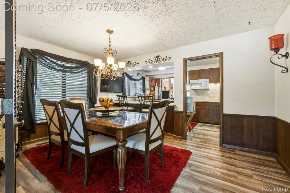 46 W Breitmeyer Place Mt Clemens City, MI 48043
