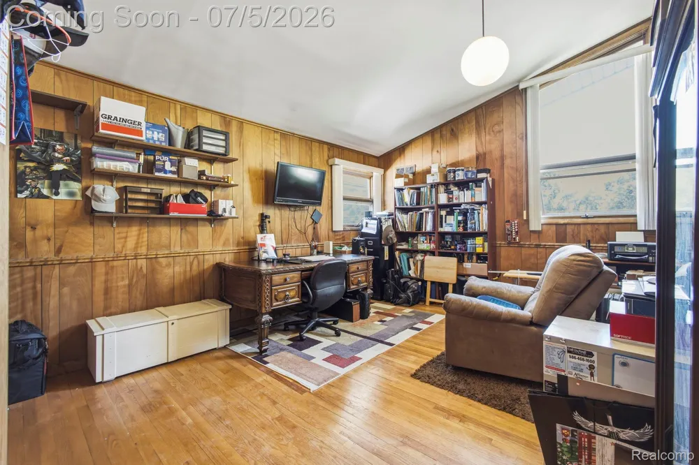 46 W Breitmeyer Place Mt Clemens City, MI 48043