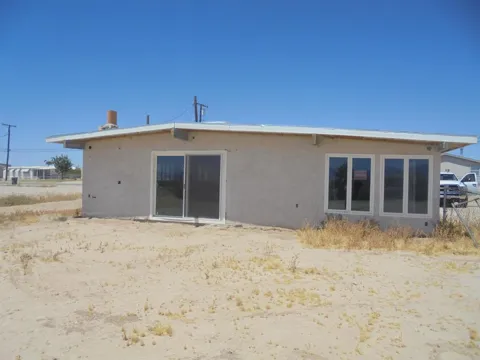 1536 Riviera Drive