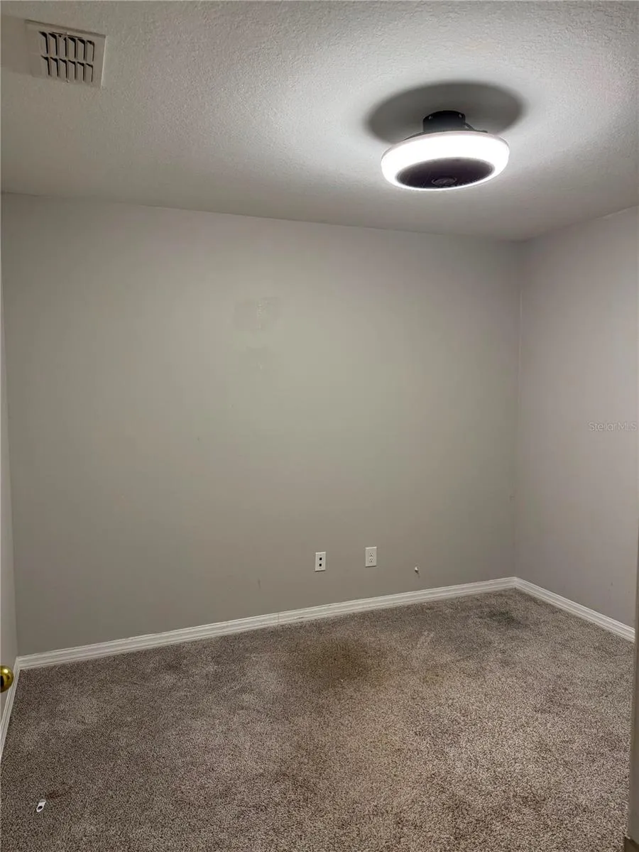235 ELEUTHERA DRIVE Lake Alfred, FL 33850