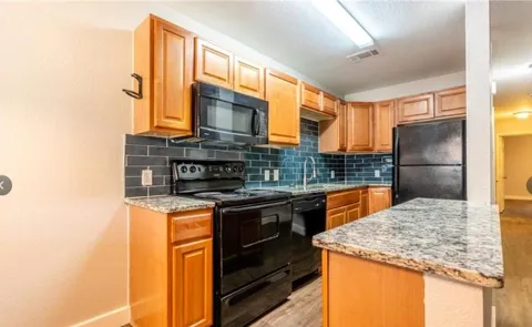 2702 Little Valley Cove #B