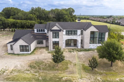 801 Walden Pond Way