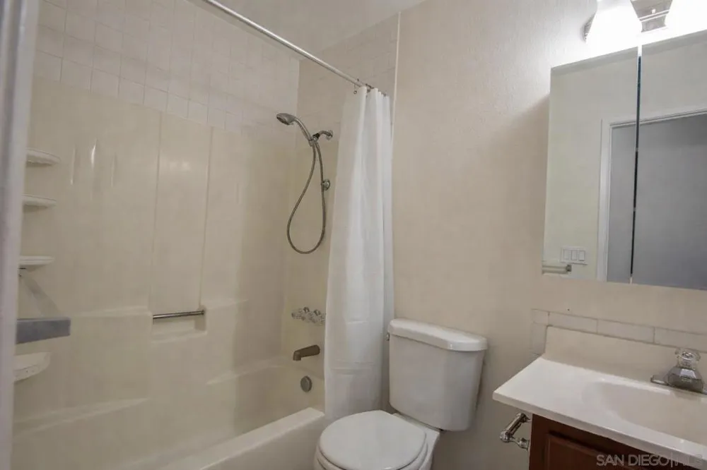1319 Grand Ave. Spring Valley, CA 91977