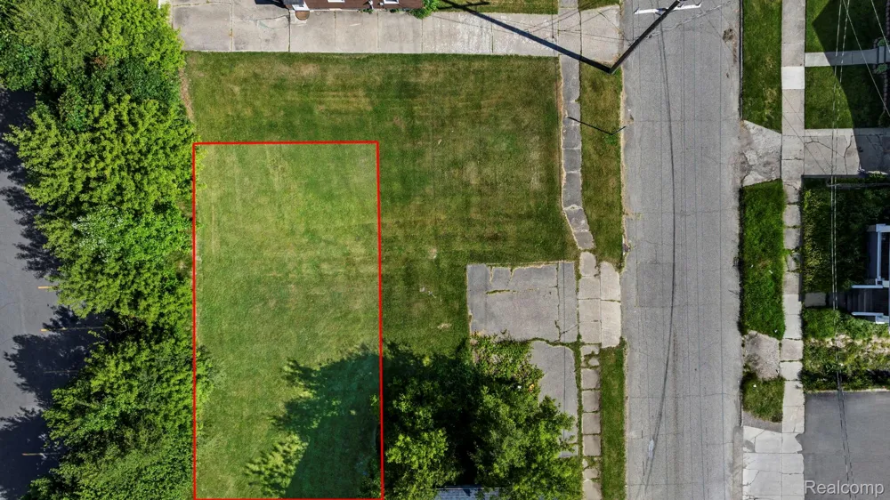 1213 Flushing Road Flint City, MI 48504