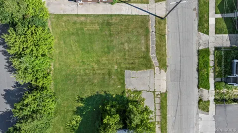 1213 Flushing Road