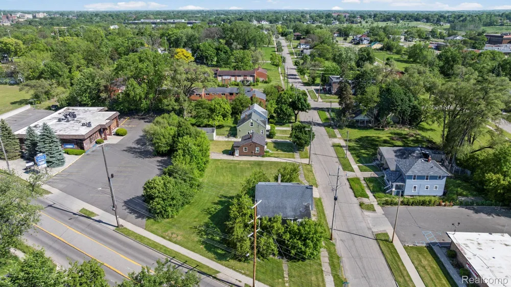 1213 Flushing Road Flint City, MI 48504