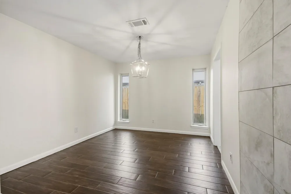 830 Seacliff Drive Houston, TX 77062