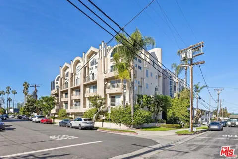 4549 Haskell Avenue #1