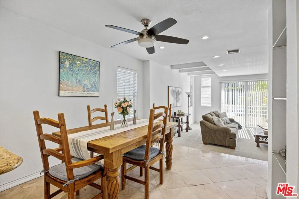 4549 Haskell Avenue #1 Encino, CA 91436