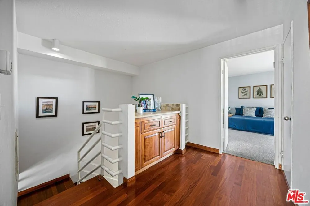 4549 Haskell Avenue #1 Encino, CA 91436