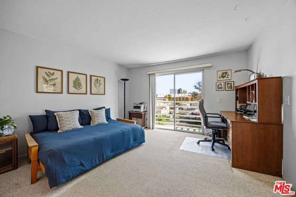 4549 Haskell Avenue #1 Encino, CA 91436