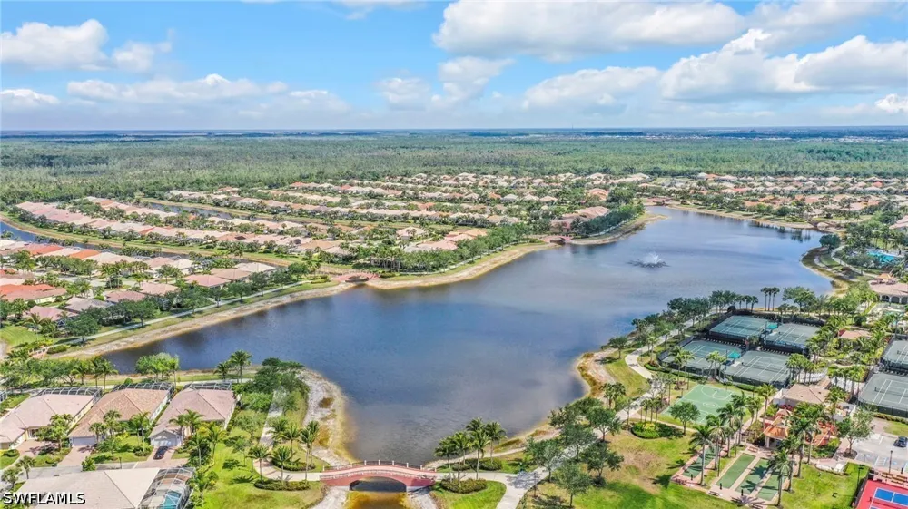 Querce Court Naples, FL 34114