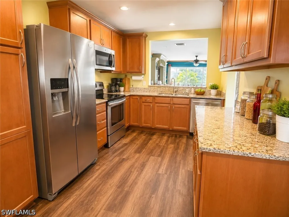 Querce Court Naples, FL 34114