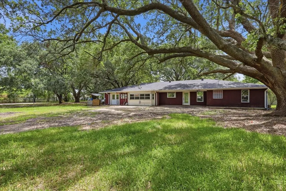 46721 Interstate 10 Winnie, TX 77665