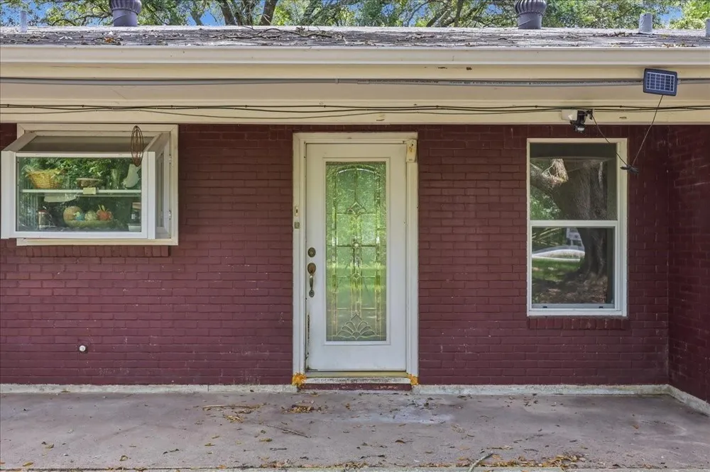 46721 Interstate 10 Winnie, TX 77665