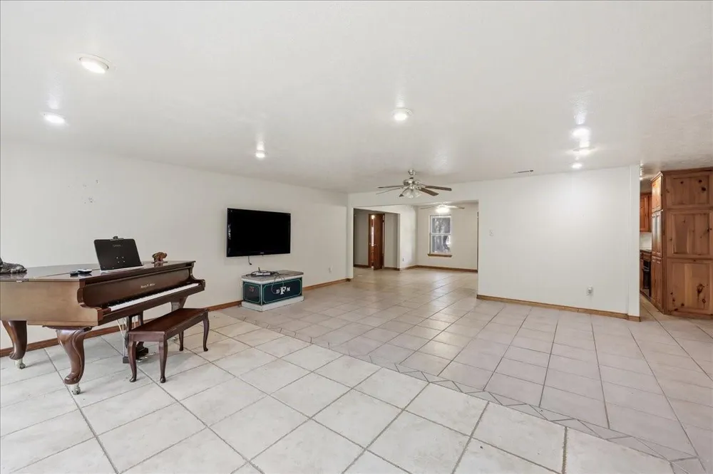 46721 Interstate 10 Winnie, TX 77665