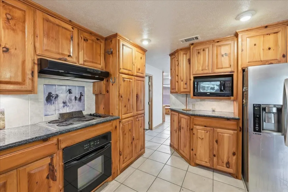 46721 Interstate 10 Winnie, TX 77665