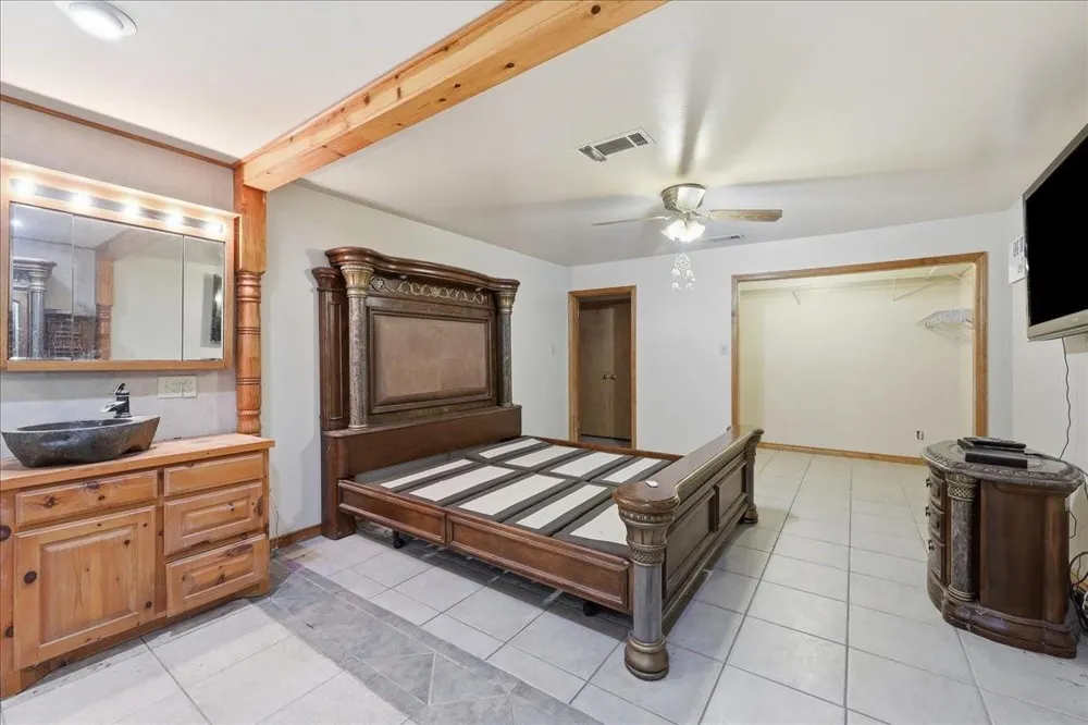 46721 Interstate 10 Winnie, TX 77665