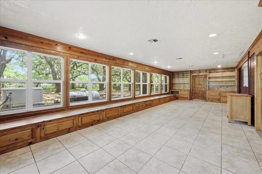 46721 Interstate 10 Winnie, TX 77665