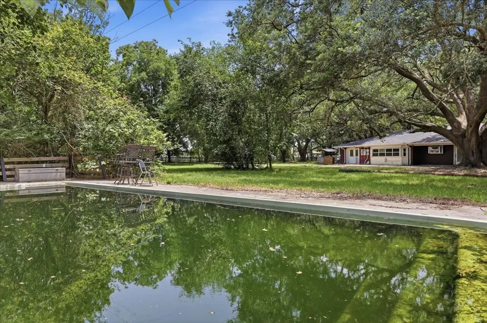 46721 Interstate 10 Winnie, TX 77665