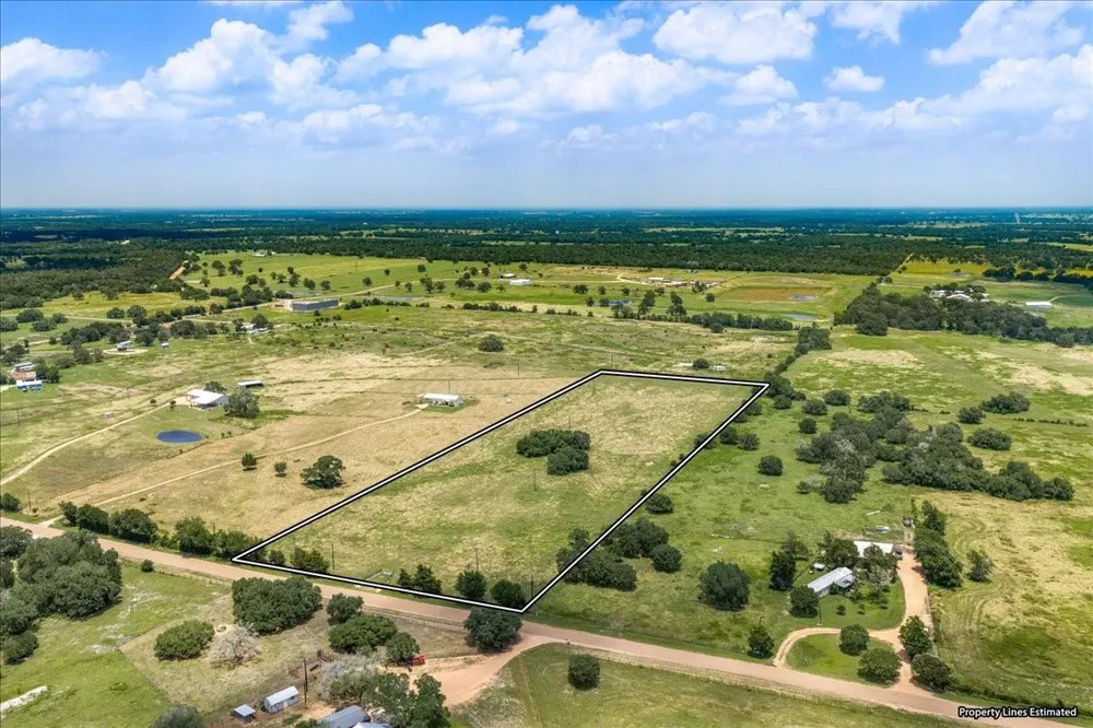 7260 Goehring Road Ledbetter, TX 78946